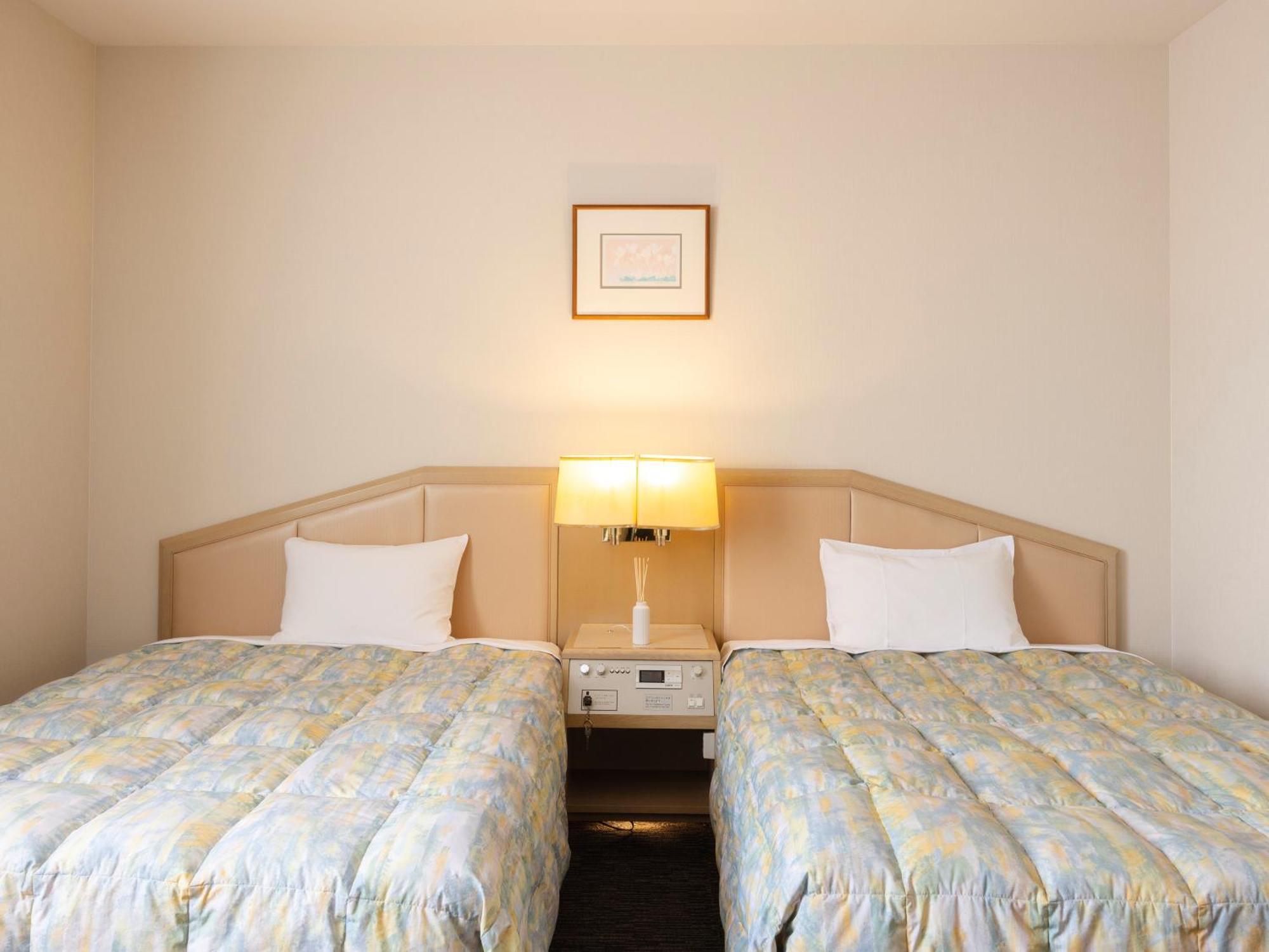 Tsubamesanjo Washington Hotel Buitenkant foto